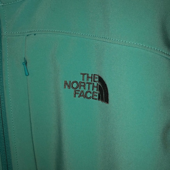 North Face Jacket - barely worn - Picture 2 of 5
